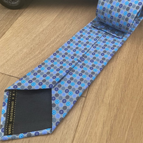 Zegna Silk Tie - Picture 2 of 4